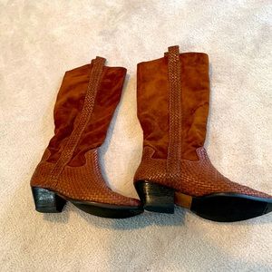 Brown suede and leather western style boots low heel